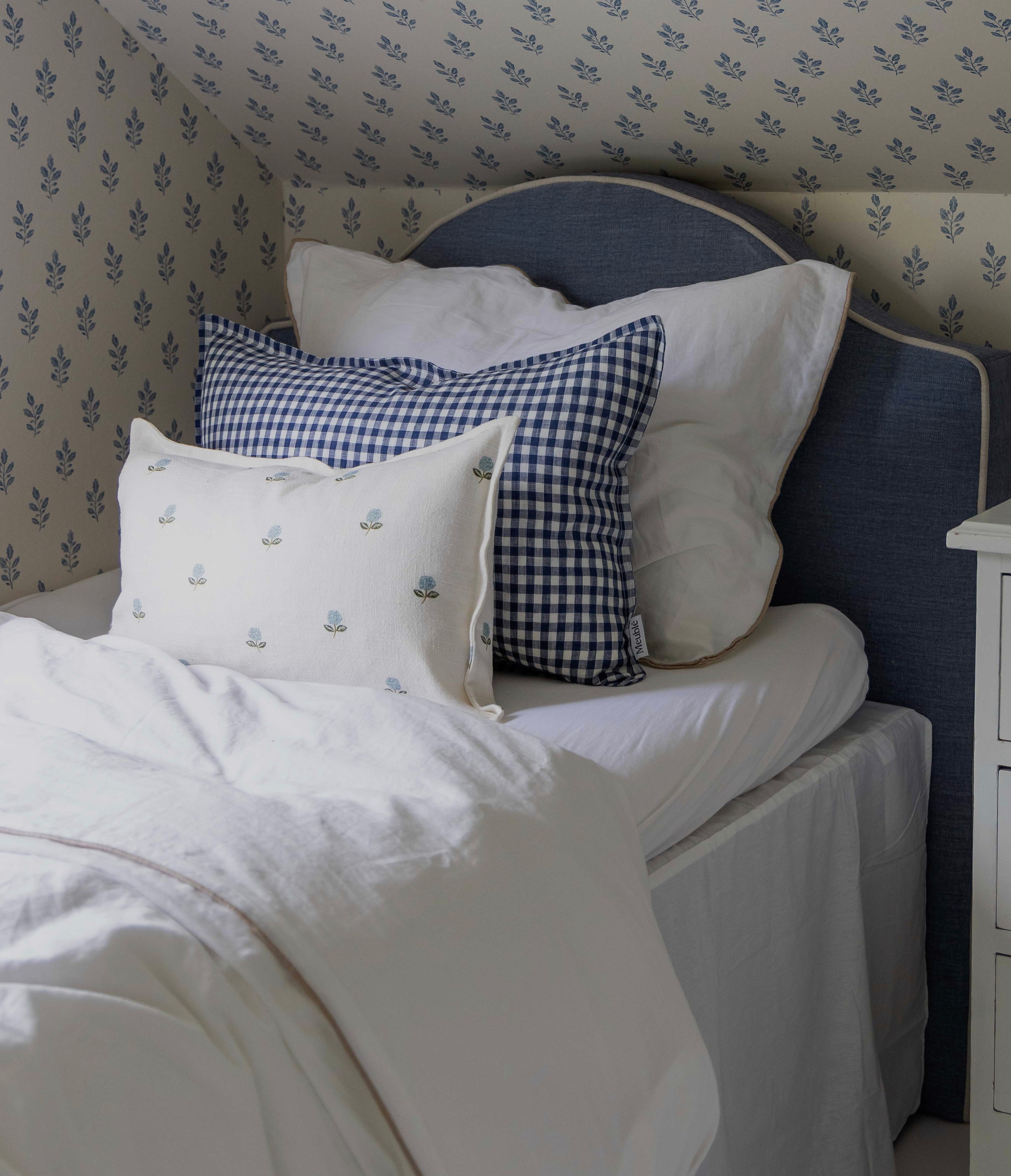 Blair Cushion cover Blue 40x60