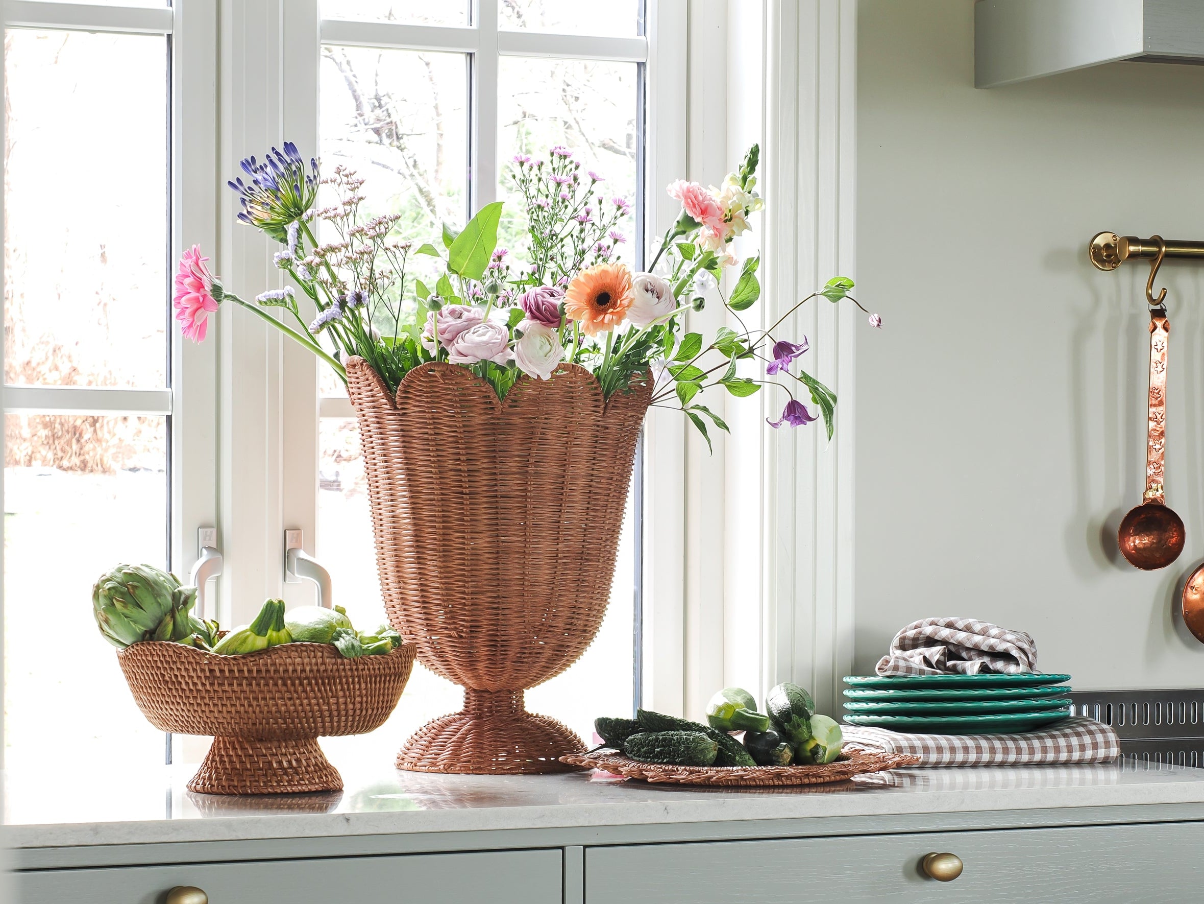 Ivy Rattan Vase L - Coming soon