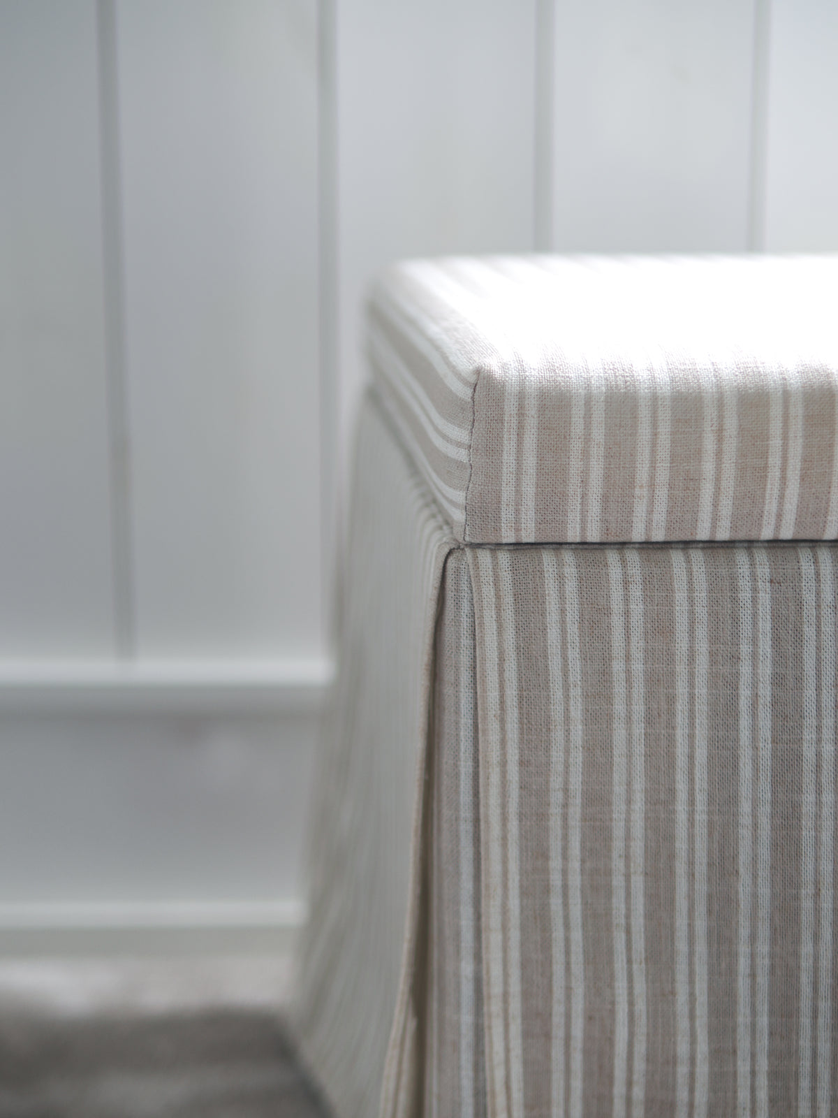 Ellie Pouf Sand Stripe