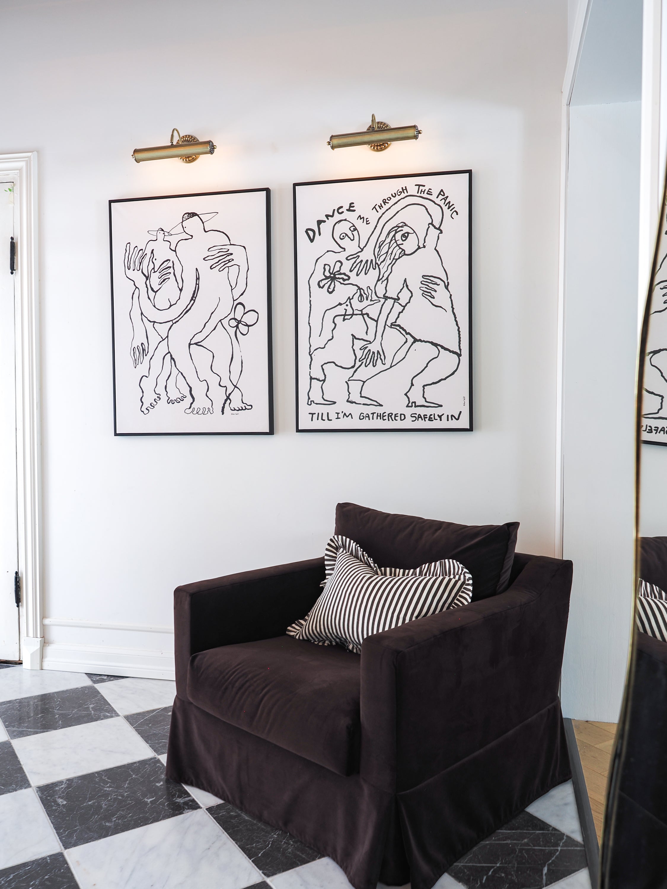 Eden Lounge Chair - Chocolate Brown