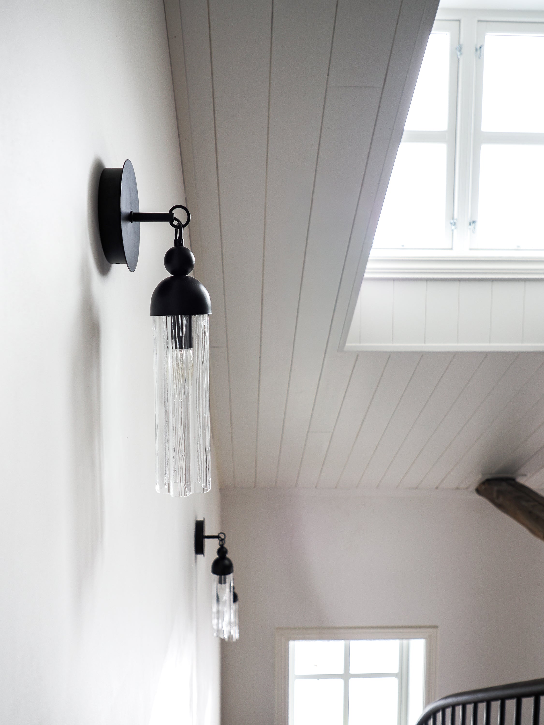 Fontaine Wall Lamp - Black
