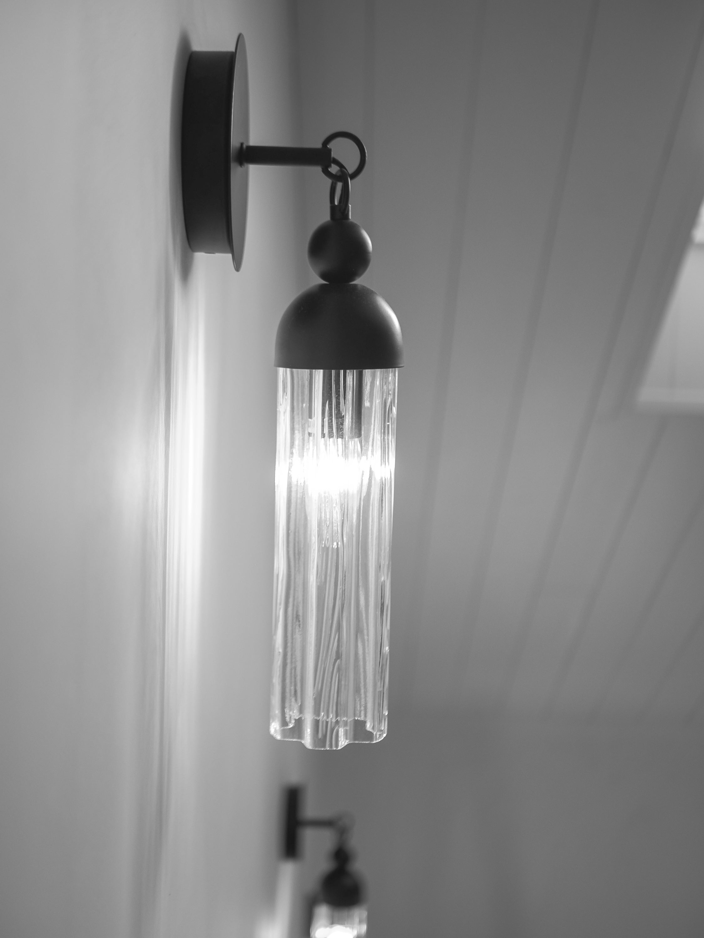 Fontaine Wall Lamp - Black