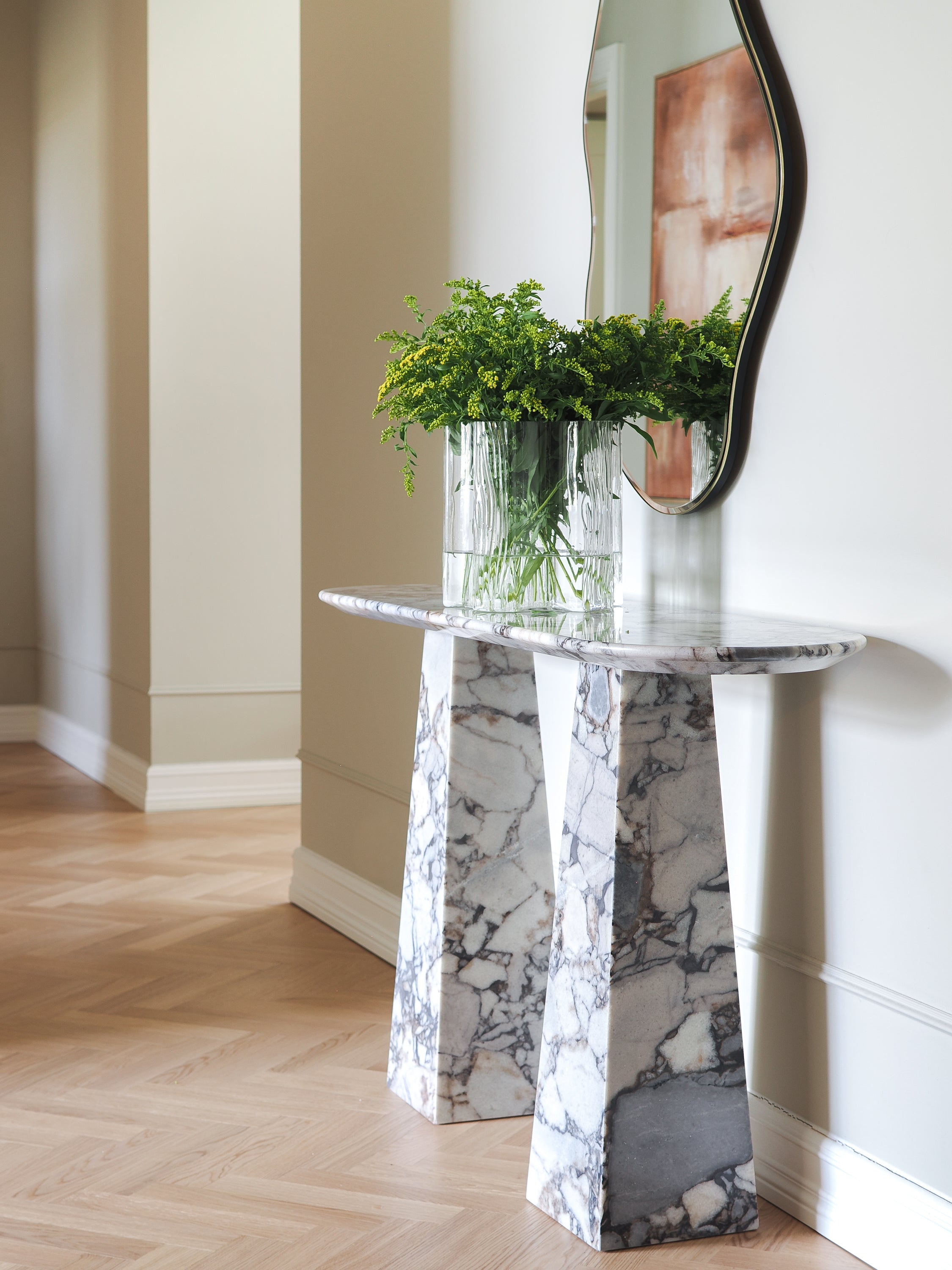 Amelié Console Table
