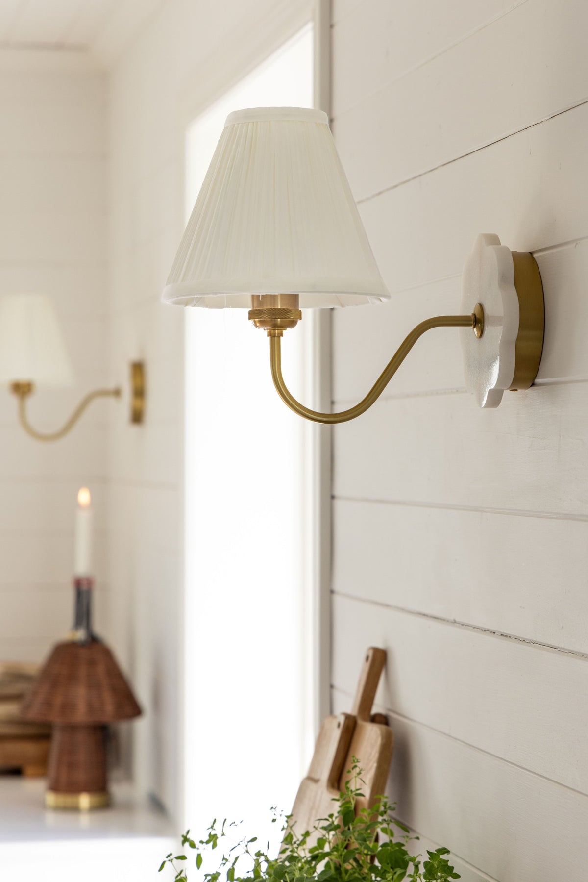 Claire Wall Lamp