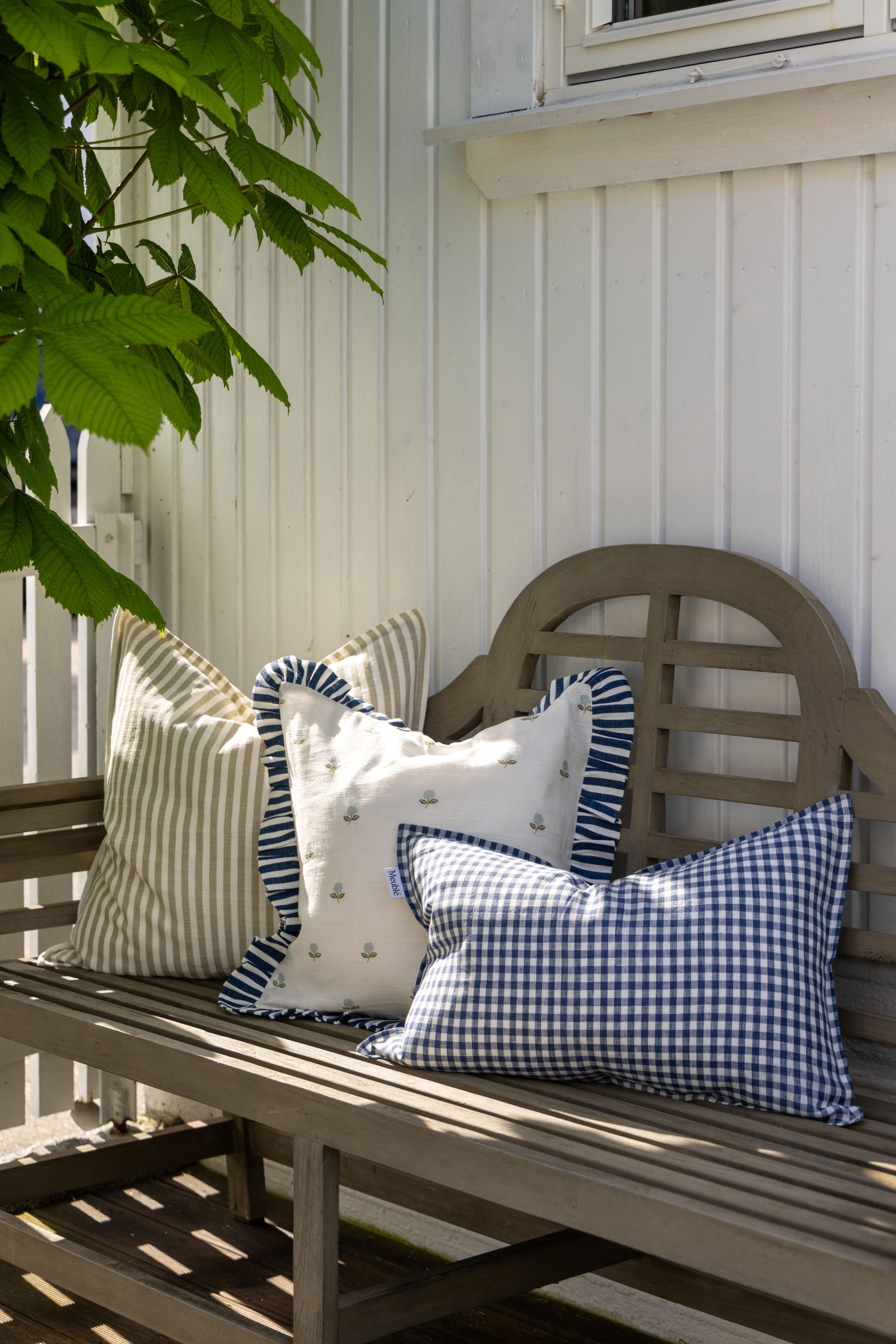 Alice Cushion Cover w/frill