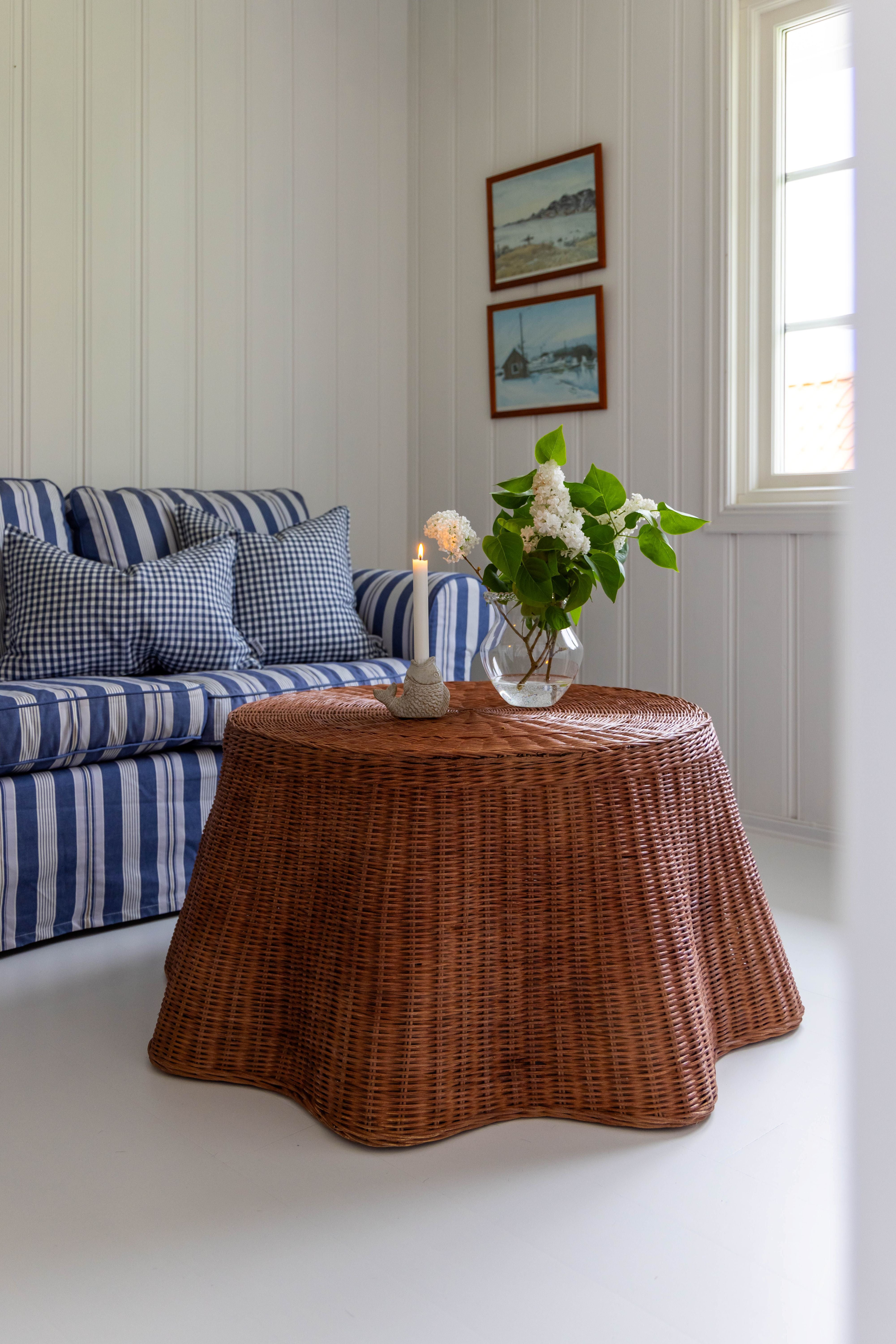 Ivy Coffee Table