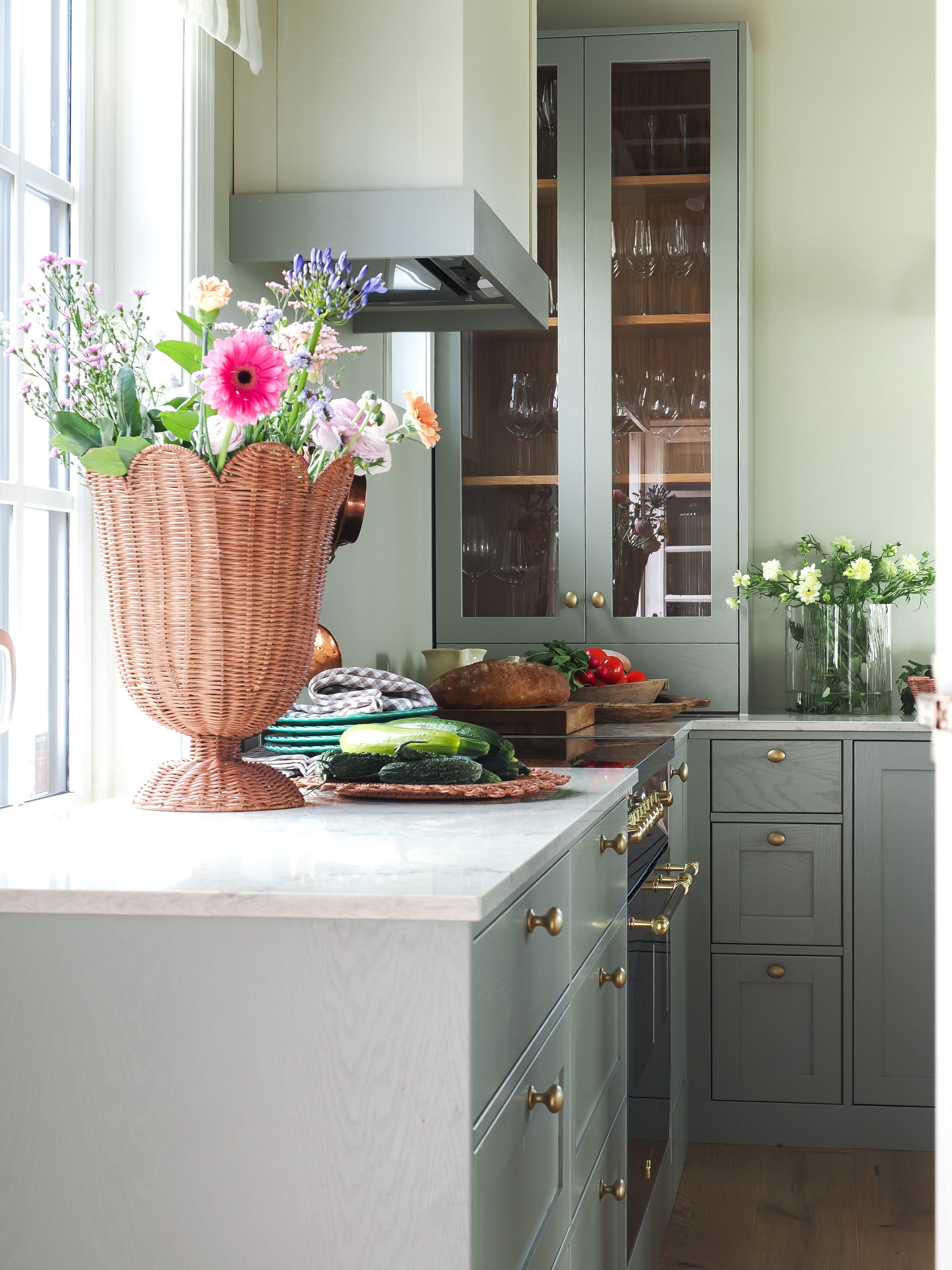 Ivy Rattan Vase L - Coming soon