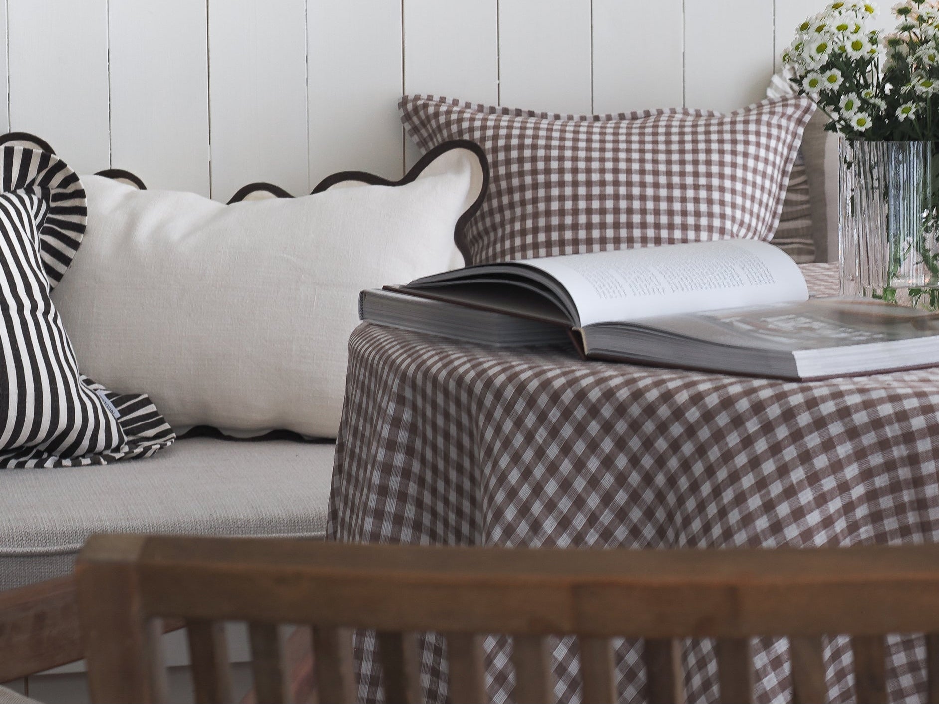 Poppy Cushion Cover - Cream /brown